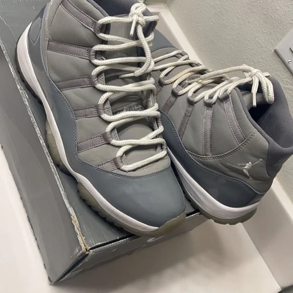 Jordan | Shoes | Used 20 Air Jordan 11 Cool Grey | Poshmark display picture 1